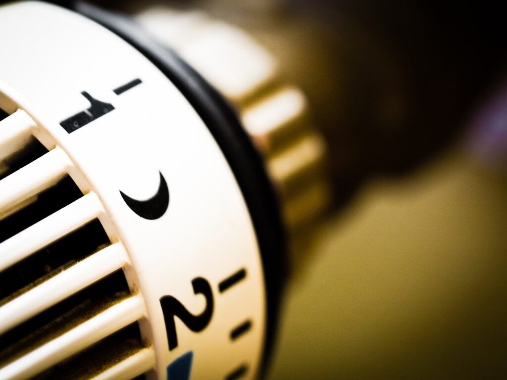 Do Smart Thermostats Save Money in Real Homes?